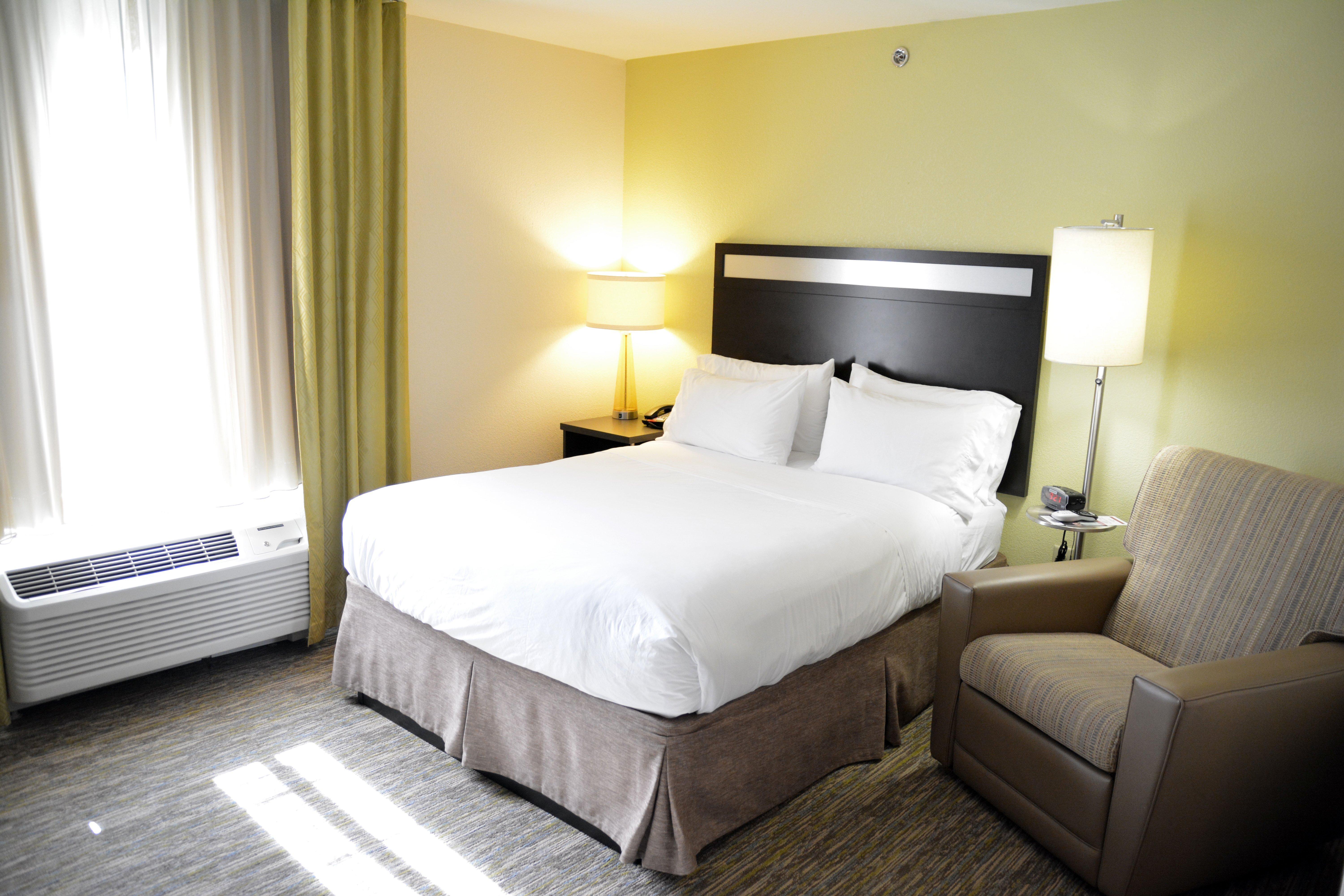 Candlewood Youngstown W - I-80 Niles Area By Ihg