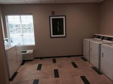 Candlewood Youngstown W - I-80 Niles Area By Ihg Hotel