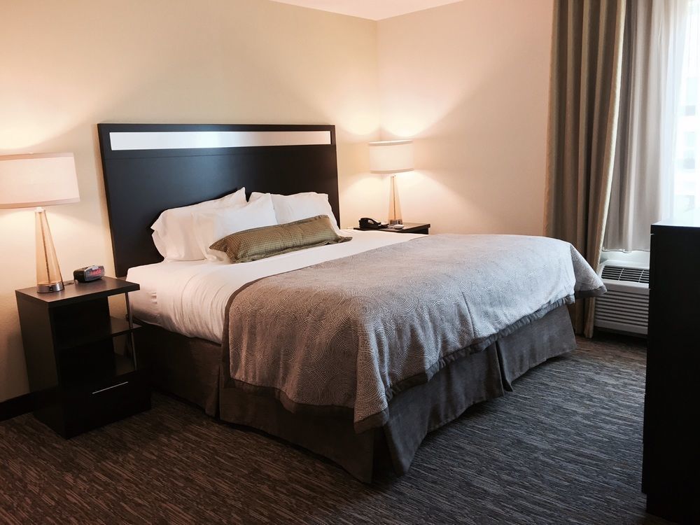 Hotel Candlewood Youngstown W - I-80 Niles Area By Ihg